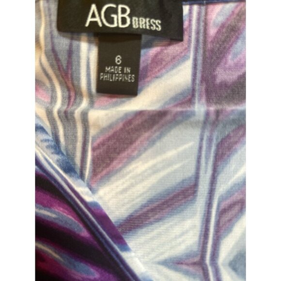 AGB 6 Purple-Blue Print Surplice Neck Layer Detail Sleeveless Above Knee Dress - Picture 5 of 5